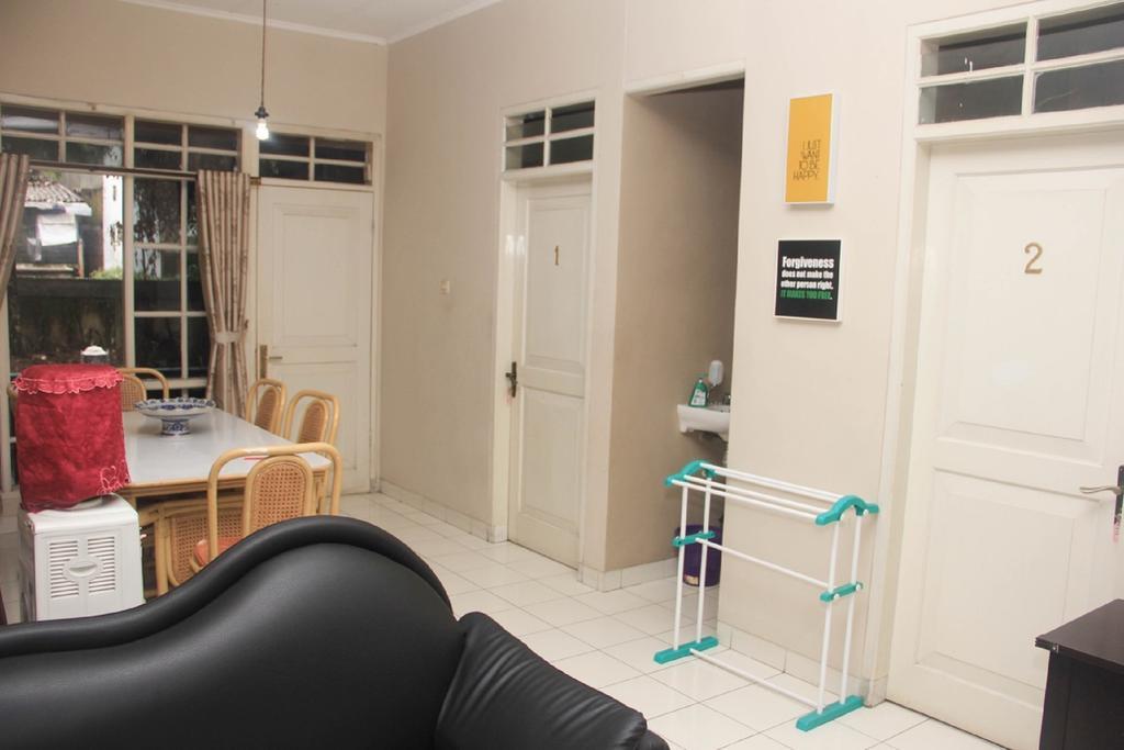Pele Guesthouse 万隆 外观 照片