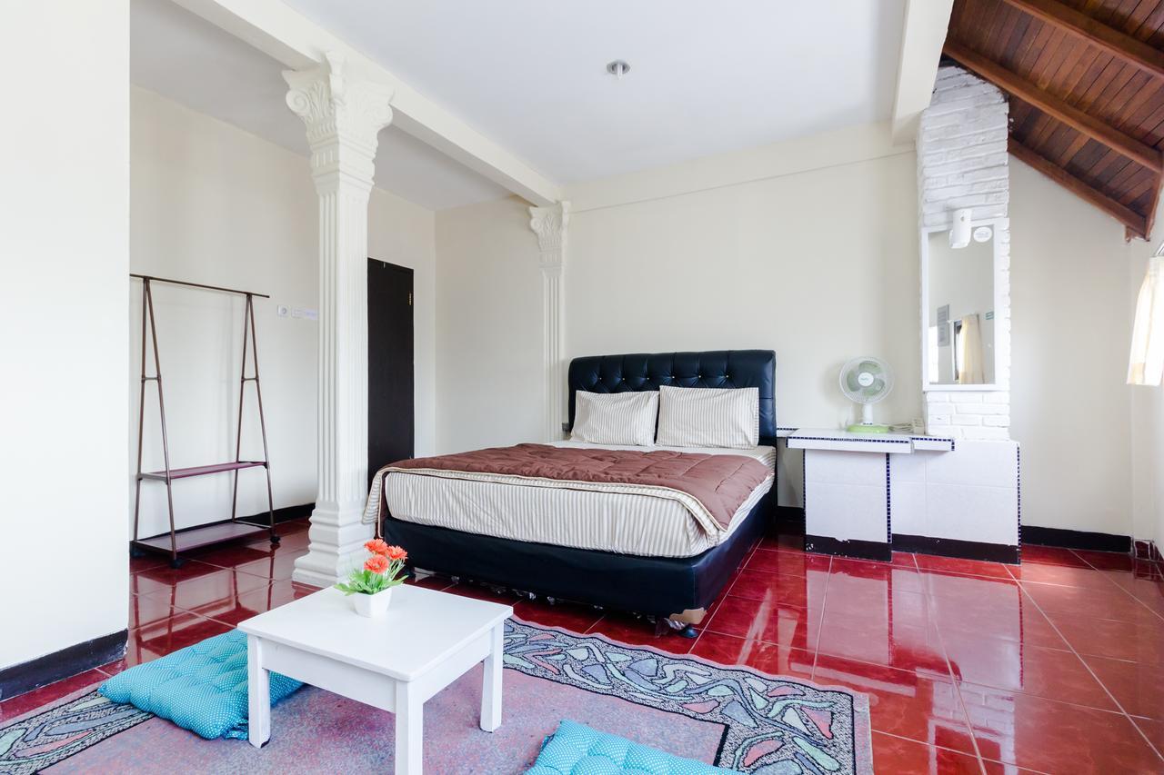 Pele Guesthouse 万隆 外观 照片